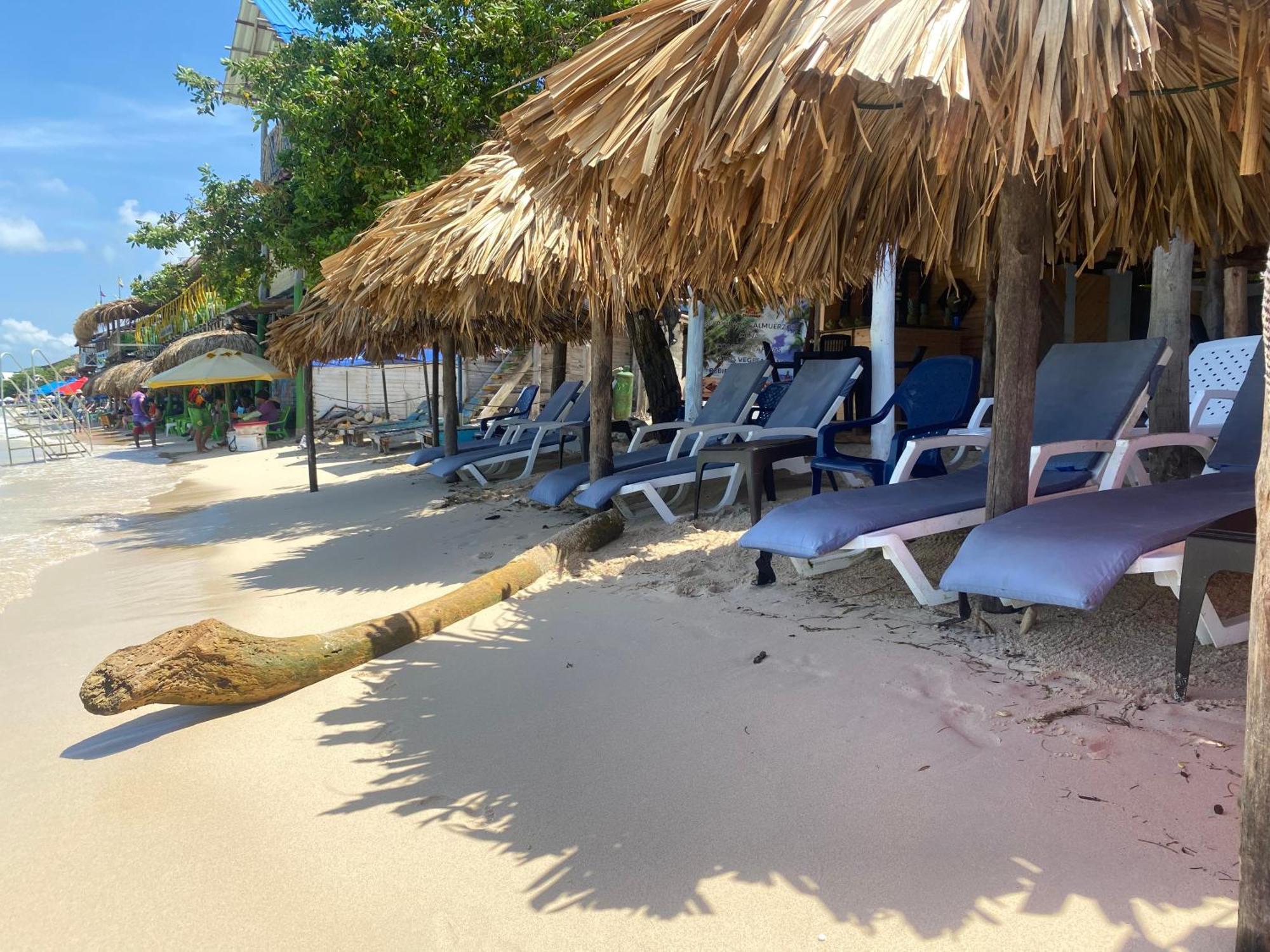 Posada Shekinah Baru Playa Blanca Exterior photo