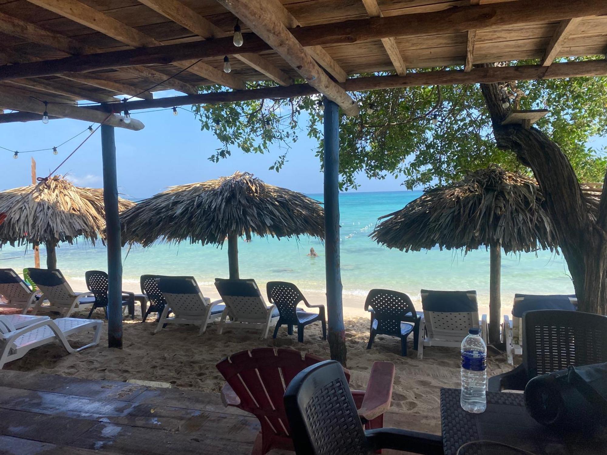 Posada Shekinah Baru Playa Blanca Exterior photo