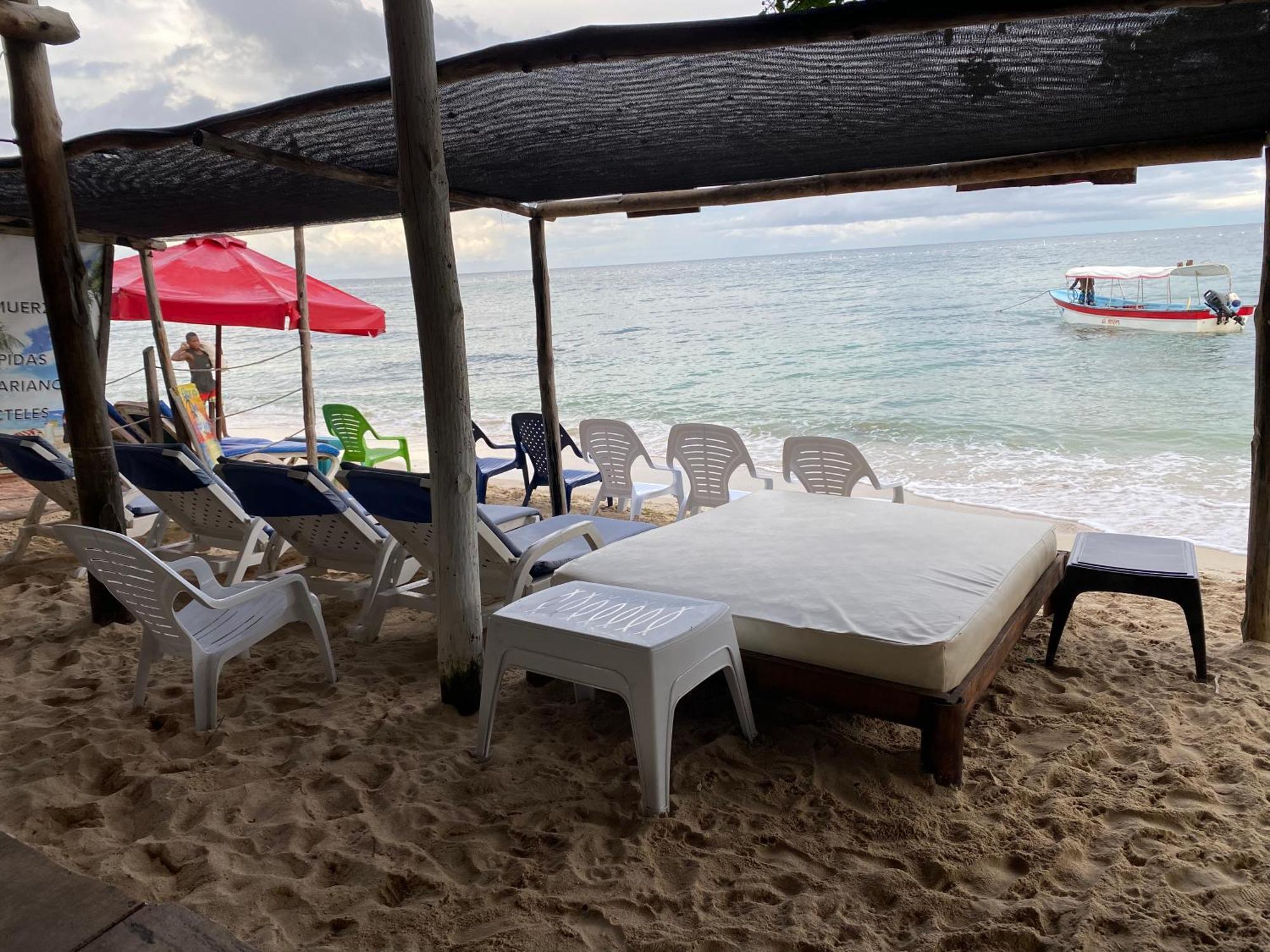 Posada Shekinah Baru Playa Blanca Exterior photo